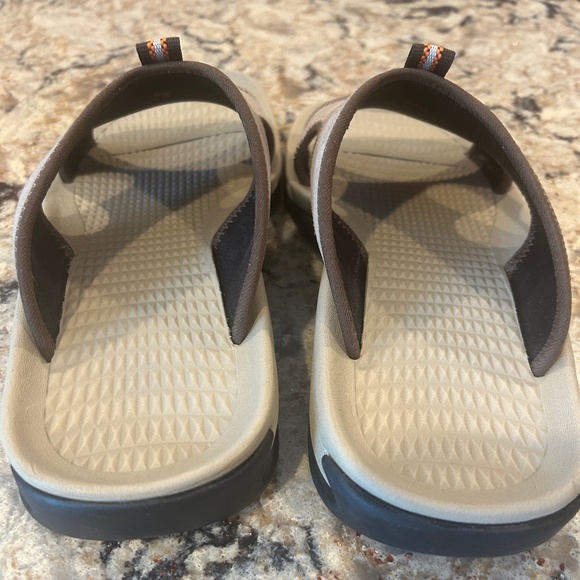 MENS LANDS END SANDALS - Picture 3 of 5